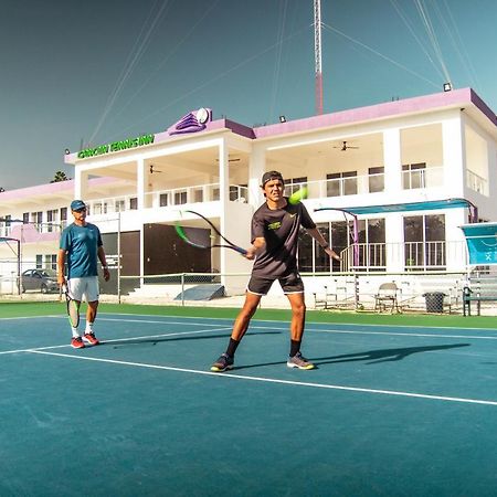 Cancun Tennis Inn Dış mekan fotoğraf