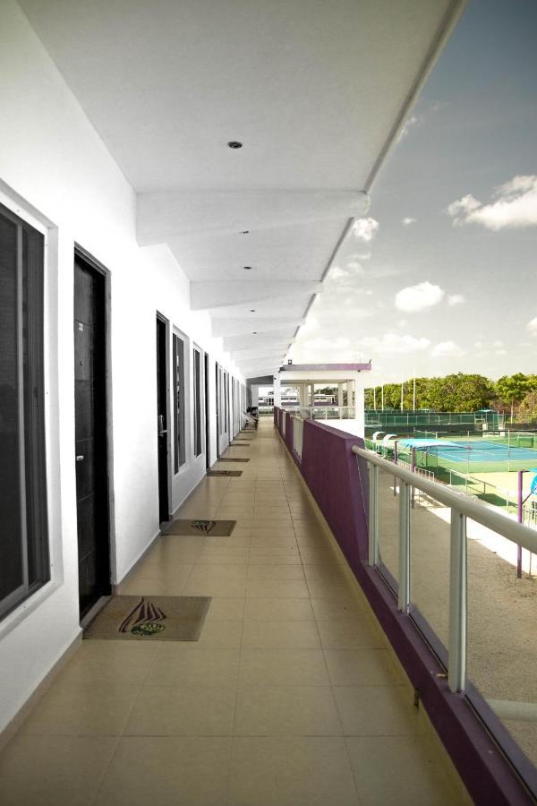 Cancun Tennis Inn Dış mekan fotoğraf