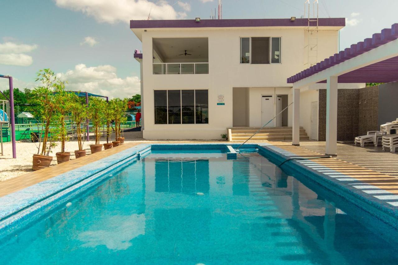 Cancun Tennis Inn Dış mekan fotoğraf