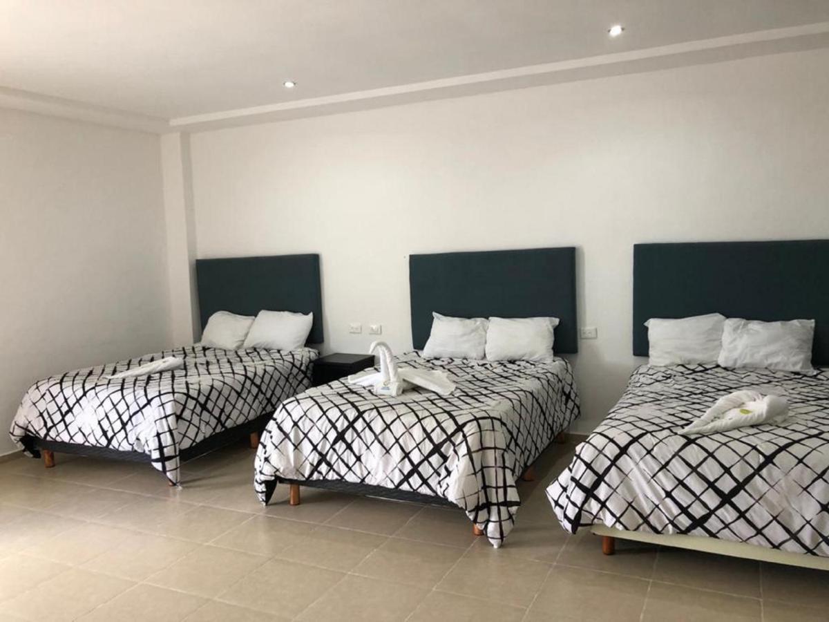 Cancun Tennis Inn Dış mekan fotoğraf