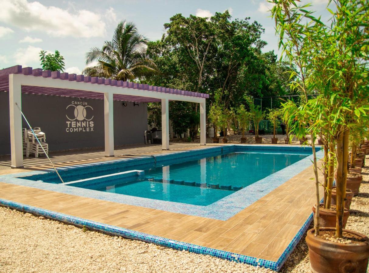 Cancun Tennis Inn Dış mekan fotoğraf